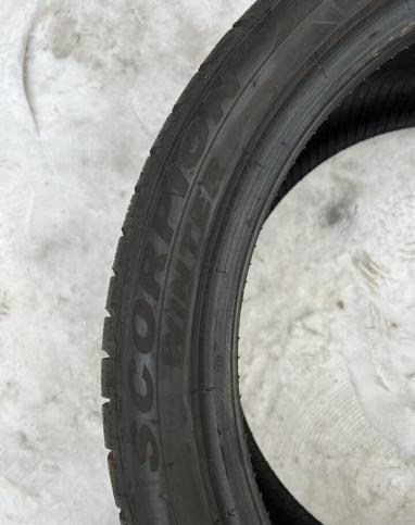 Pirelli Scorpion Winter 295/35 R21