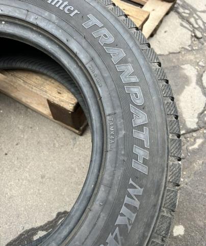 Toyo Winter Tranpath MK4a 215/70 R16