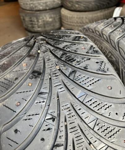 Goodyear UltraGrip Extreme 225/50 R17