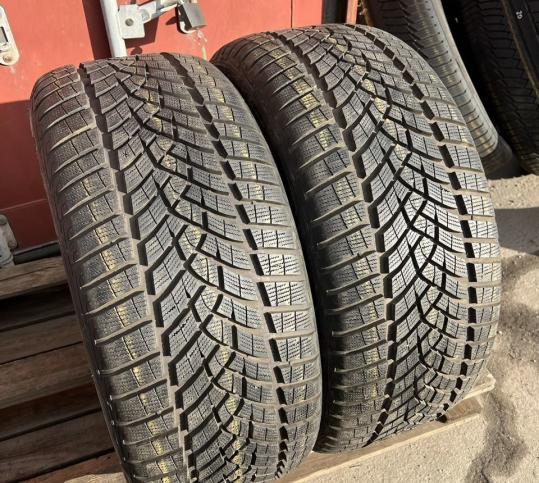 Goodyear UltraGrip Performance+ 265/40 R21