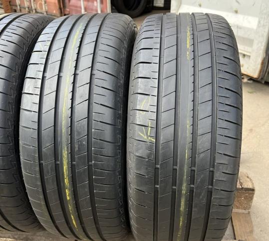 Bridgestone Turanza T005A 225/55 R17