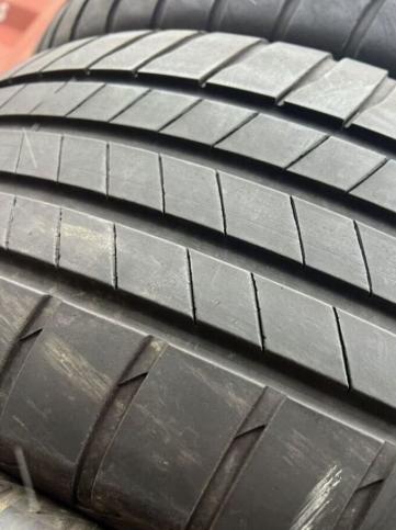 Bridgestone Turanza T005 215/55 R17