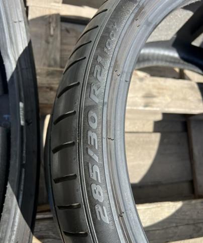 Pirelli P Zero PZ4 285/30 R21