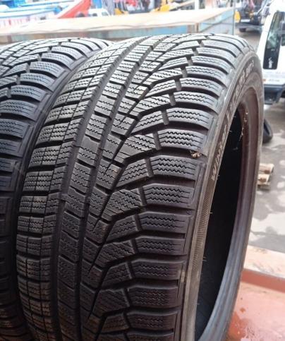 Hankook Winter I'Cept Evo2 W320 215/45 R16