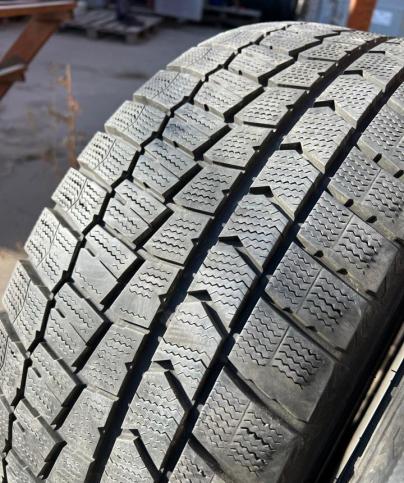 Dunlop Winter Maxx WM02 235/50 R18