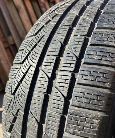 Pirelli Winter Sottozero 210 Serie II 235/50 R19