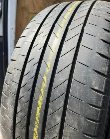 Bridgestone Alenza 001 255/45 R20