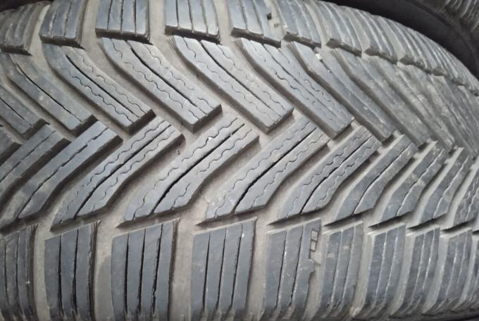 Michelin Alpin 6 225/55 R16