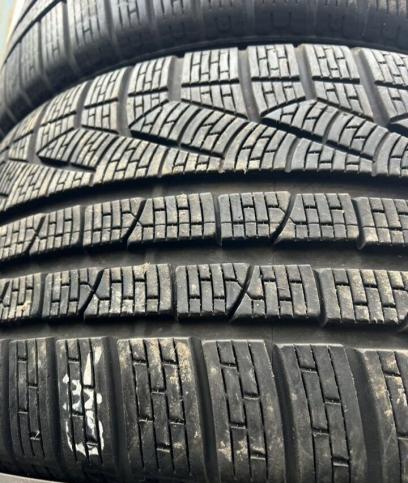 Pirelli Winter Sottozero 240 Serie II 255/40 R18