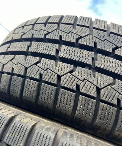 Toyo Observe Garit GIZ 205/55 R16