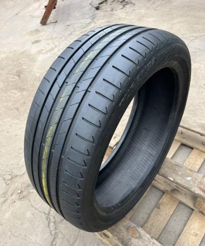 Bridgestone Turanza T005 225/40 R19