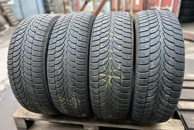 Bridgestone Blizzak LM-80 225/65 R17