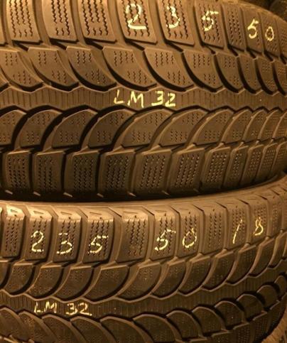 Bridgestone Blizzak LM-32 235/50 R18