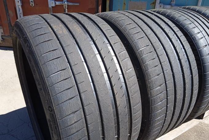 Michelin Pilot Sport 4 S 315/30 R21