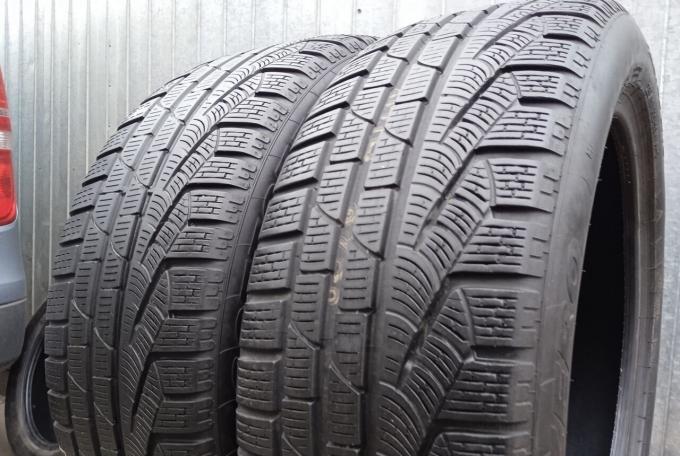 Pirelli Winter Sottozero II 235/50 R19