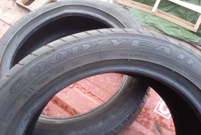 Goodyear EfficientGrip 205/50 R17