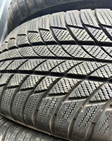 Bridgestone Blizzak LM-001 225/60 R18