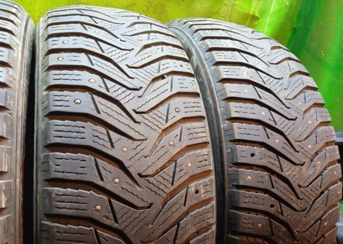 Kumho WinterCraft SUV Ice WS31 225/60 R17