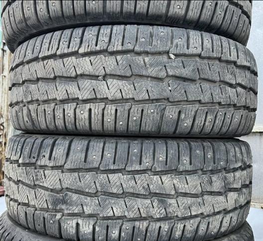 Michelin Agilis X-Ice North 235/65 R16C