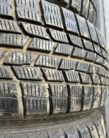 Goodyear Ice Navi 6 215/55 R17