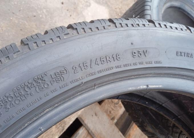 Michelin Pilot Alpin 4 215/45 R18