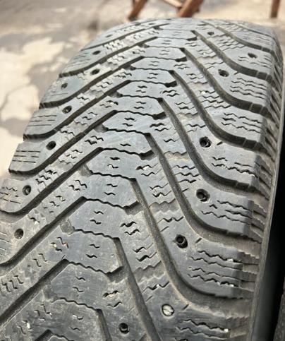 Goodyear UltraGrip 500 225/65 R17