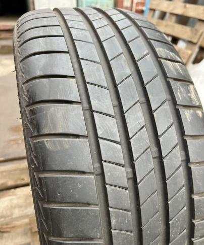 Bridgestone Turanza T005 225/40 R18