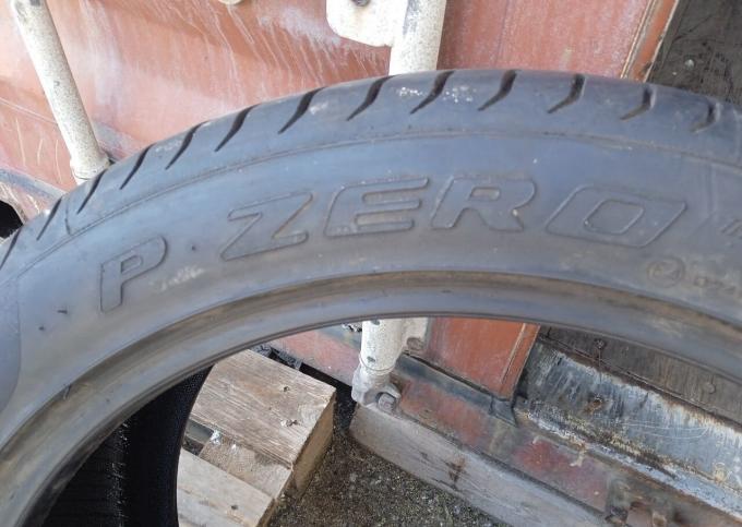 Pirelli P Zero 275/40 R20