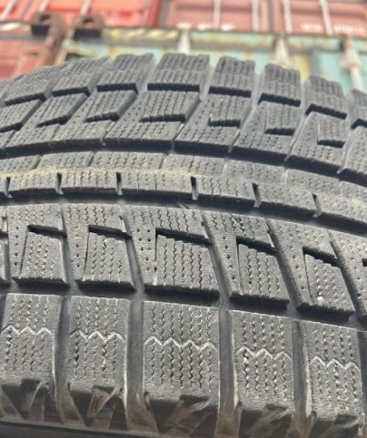 Bridgestone Blizzak RFT 255/50 R19