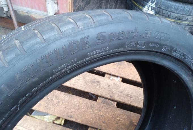 Michelin Latitude Sport 3 265/40 R21