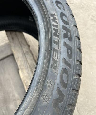 Pirelli Scorpion Winter RFT 315/35 R21