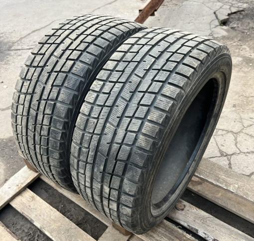 Yokohama Ice Guard IG30 235/45 R17