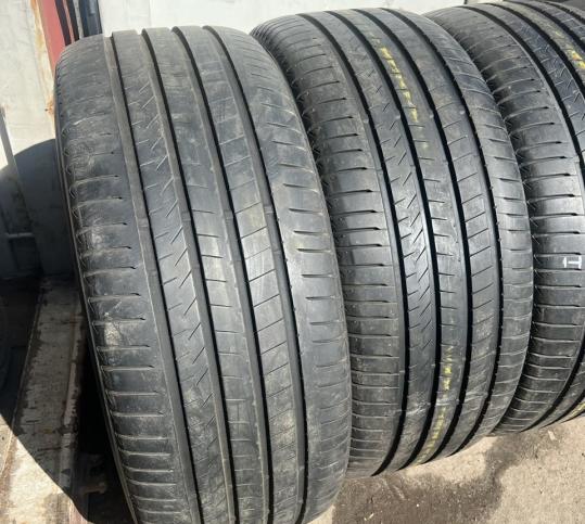 Bridgestone Alenza 001 285/45 R22