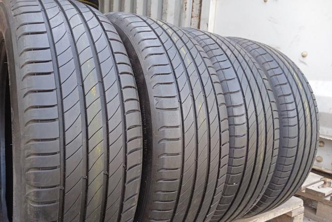 Michelin Primacy 4 215/60 R17