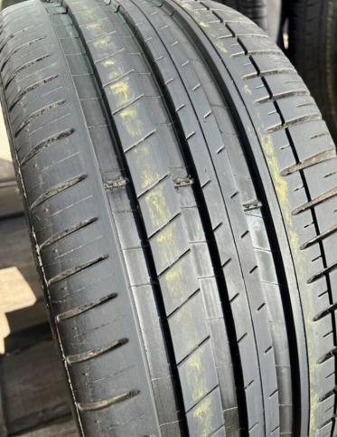 Michelin Pilot Sport 3 245/40 R19