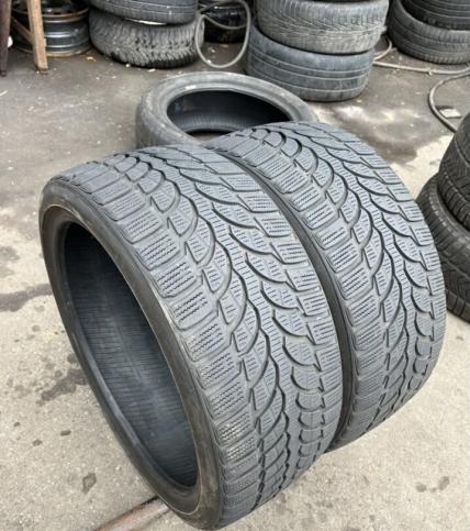 Bridgestone Blizzak LM-32 235/35 R19