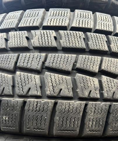Dunlop Winter Maxx WM01 215/60 R16