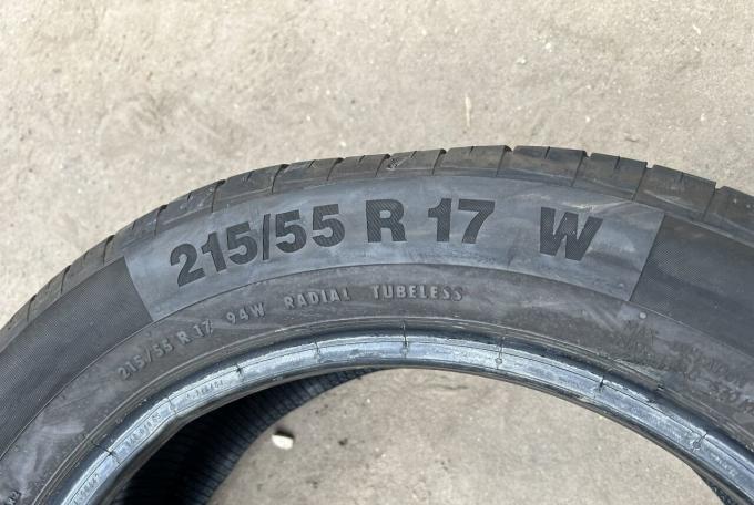 Continental ContiPremiumContact 5 215/55 R17