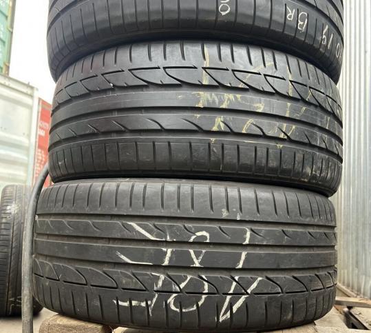 Bridgestone Potenza S001 235/40 R19