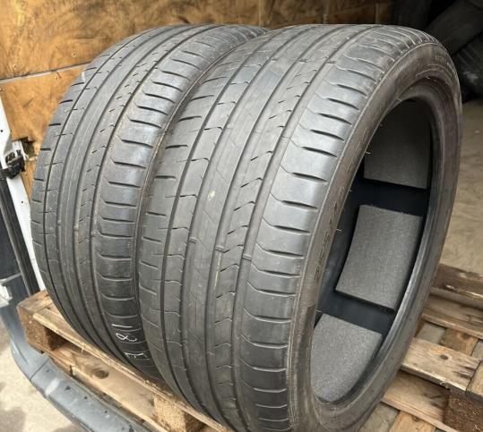 Pirelli P Zero PZ4 255/40 R20