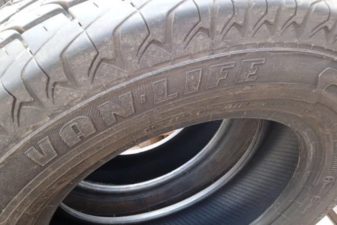 Semperit Van Life 195/70 R15C