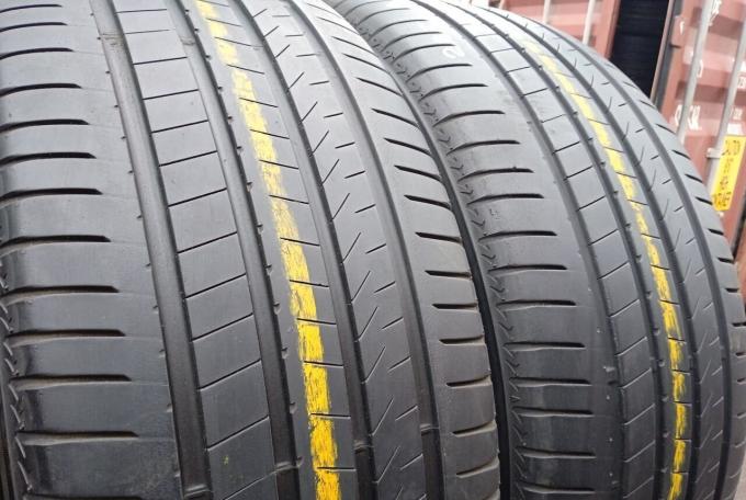 Bridgestone Alenza 001 285/45 R22