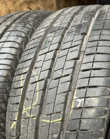 Continental Vanco 2 215/65 R15C