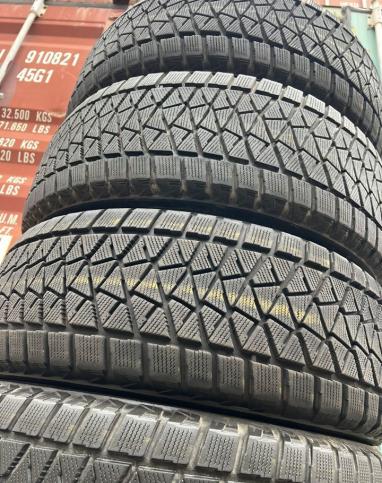 Bridgestone Blizzak DM-V2 275/60 R20