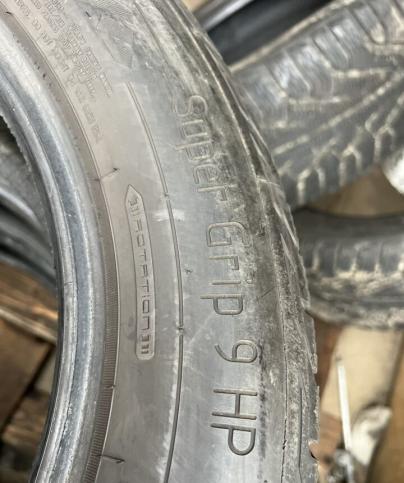 Esa-Tecar Super Grip 9 HP 205/60 R16