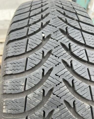 Michelin Alpin 4 185/65 R15