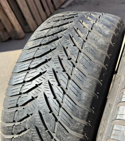 Goodyear Eagle Ultra Grip GW-3 205/50 R17