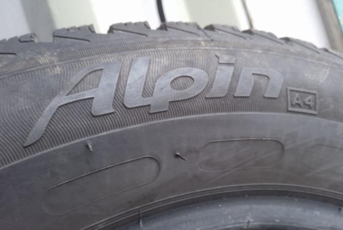 Michelin Alpin A4 185/65 R15