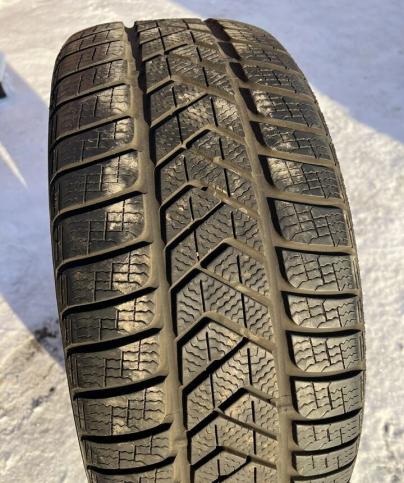 Pirelli Winter Sottozero 3 245/45 R19 102V