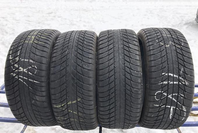 Bridgestone Blizzak LM-001 225/50 R17